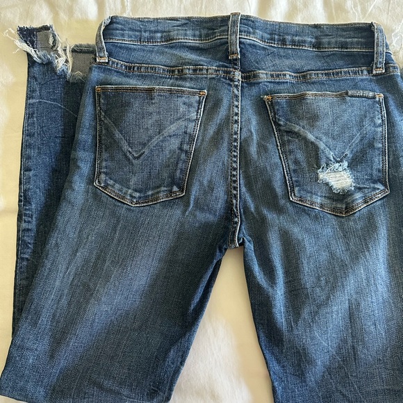 Hudson women’s, raw edge hem 27 jeans - Picture 4 of 6